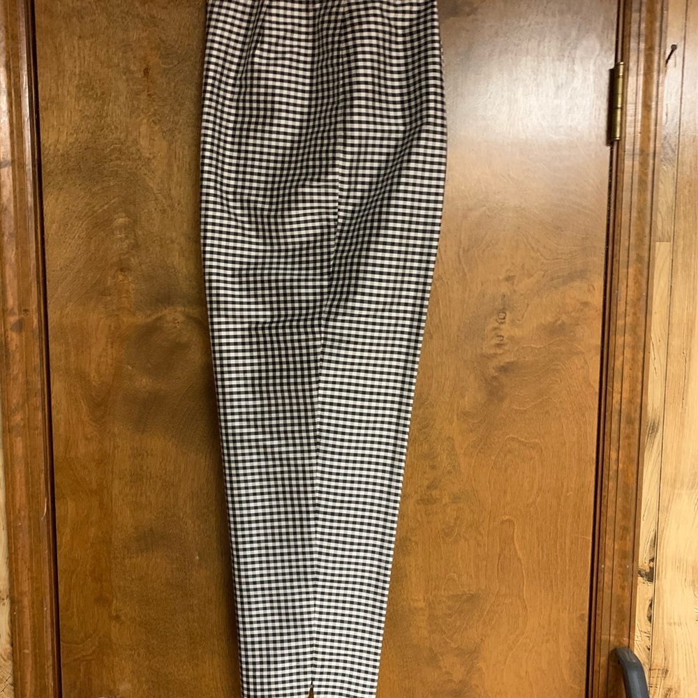 Fully lined trousers. Perfect for work or play.